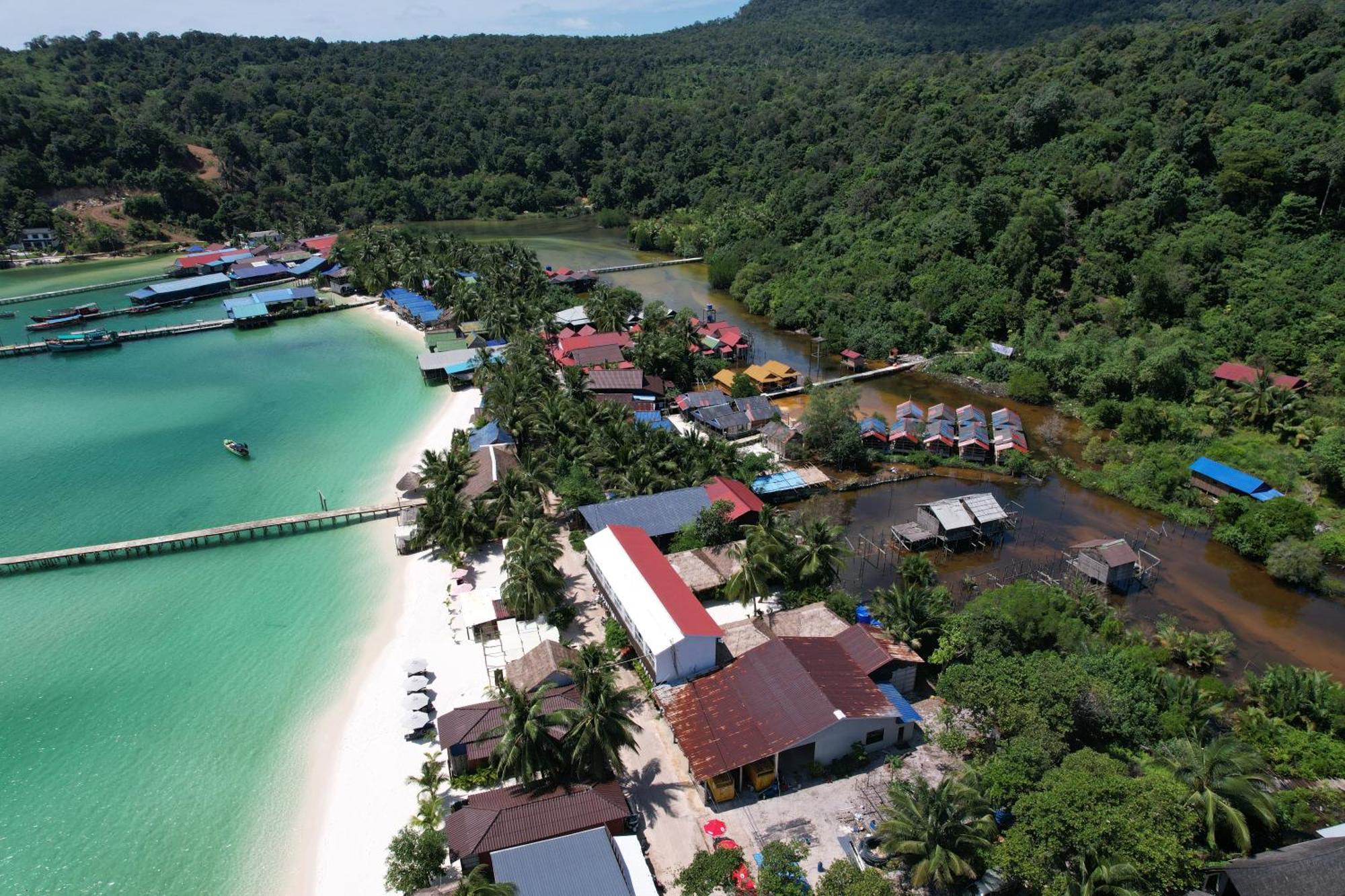 Golden Beach Resort Sok San Village ภายนอก รูปภาพ